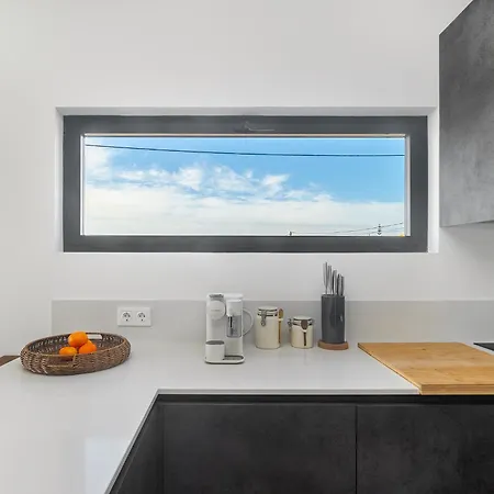 Whome Surf & Relax Coastal In Ericeira Appartement